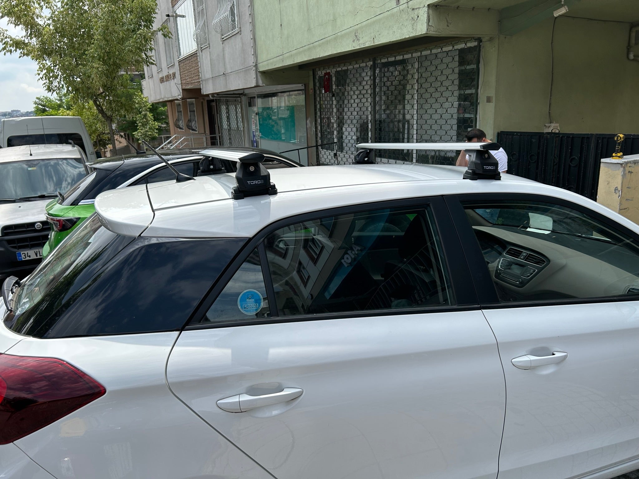 For Hyundai i20 2014-2020 Roof Rack System Carrier Cross Bars Aluminum Lockable High Quality of Metal Bracket Black For Hyundai i20 2014-2020 Roof Rack System Carrier Cross Bars Aluminum Lockable High Quality of Metal Bracket Black